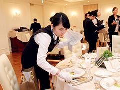 名古屋ブライダル＆ホテル観光専門学校(2027年4月 名古屋ウェディング＆ブライダル専門学校より校名変更予定)｜学校の特色