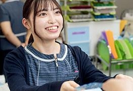 小浦　成未(卒業生)